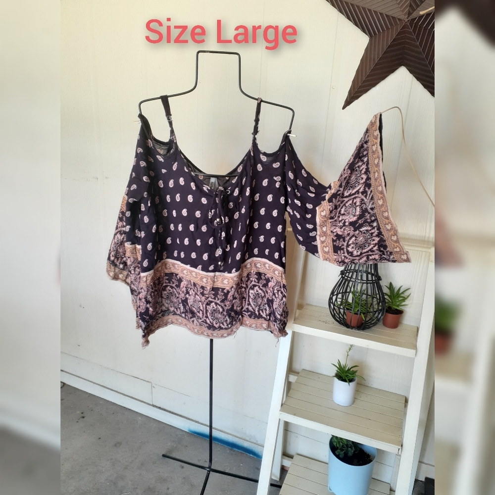 Rue 21 top